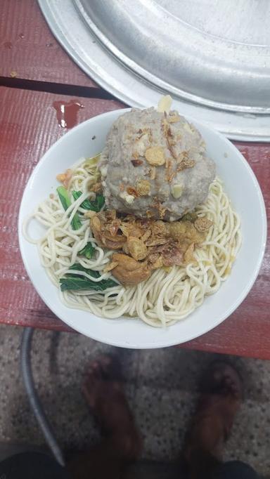 BAKSO SOLO SUMBER REJEKI