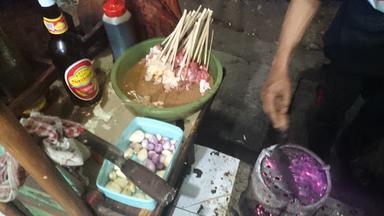 WARUNG SATE SOLO PAK DADI