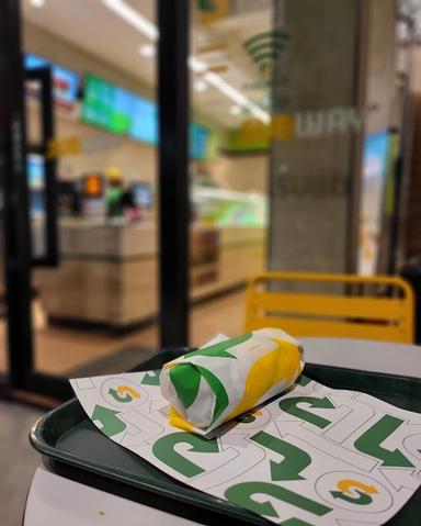 SUBWAY CENTRE POINT PIK 2