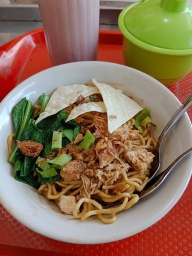 BAKSO BENHIL PIK 2