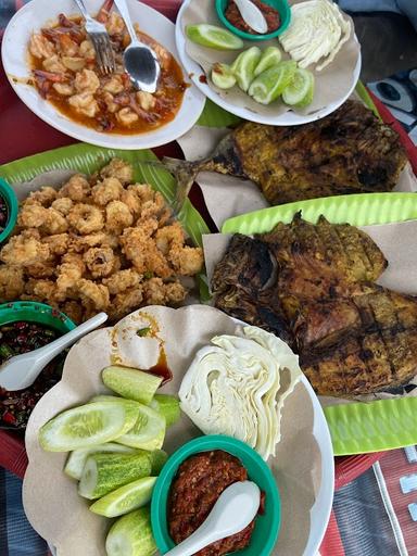 PEMANCINGAN DAN RUMAH MAKAN SDR