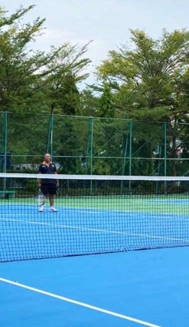 LAPANGAN TENNIS UNIMUS