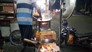 BAKMI JOWO NASI GORENG KADONG TRESNO