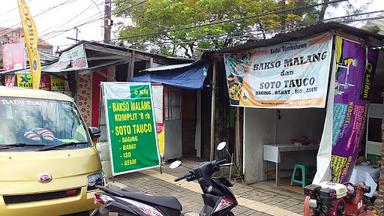 KEDAI TOMBOLUWE SOTO TAUCO