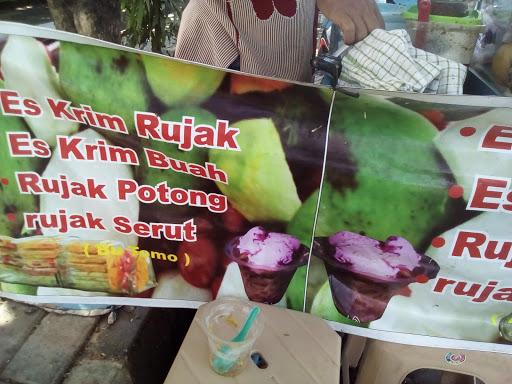 RUJAK ES KRIM BU TOMO