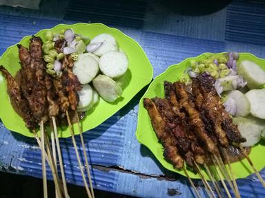 SATE AYAM & KAMBING CAK YUSUF