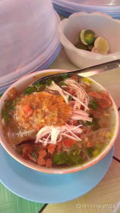 SOTO AYAM PAK LIM