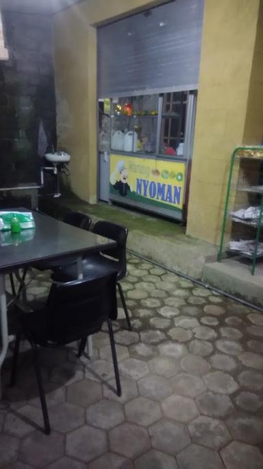 WARUNG NYOMAN MUJAIR & AYAM