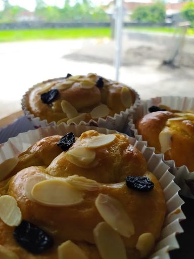 GULA JAWA CAKE AND PASTRY