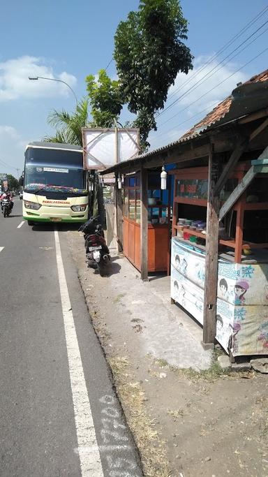 BAKSO GOYANG LIDAH 04