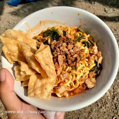 BAKSO TUSUK OM NAL