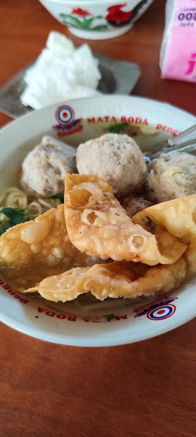 RUMAH MAKAN PADANG MURAH MERIAH