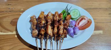 SATE KAMBING & AYAM MBAH HARDJO