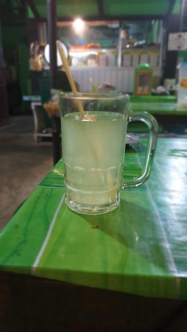 WARUNG MAKAN GUBUK IJO