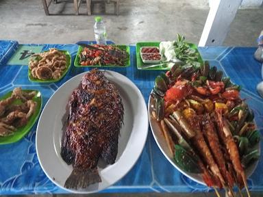 WARUNG SEAFOOD BIK JUM