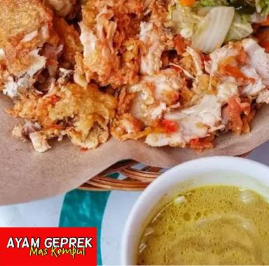 AYAM GEPREK MAS KEMPUL