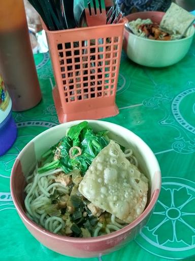 BAKSO BERANAK PAK NUROHMAT