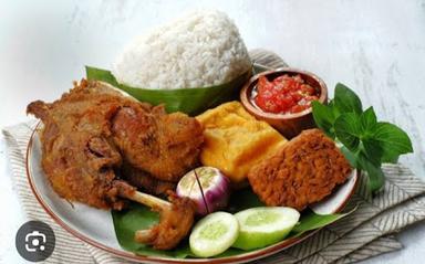 BEBEK GORENG RIDING PAK KENTUNG