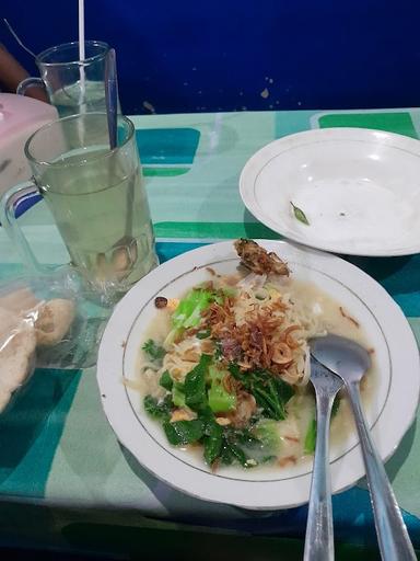 WARUNG BAKMI PAK MO