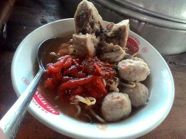 BAKSO DAN MIE AYAM MAS JOKO