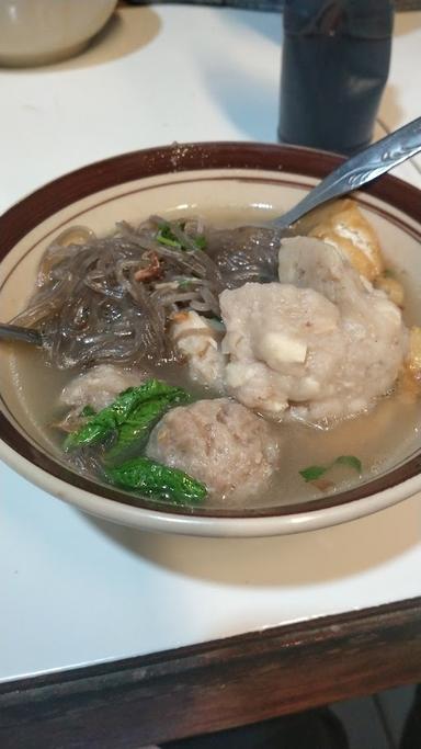 MIE AYAM DAN BAKSO PAK SON JAMBU