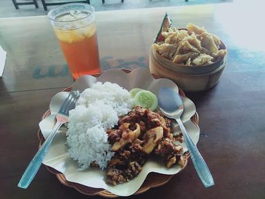 OYAM AYAM TEMPURAN MAGELANG | JAGONYA AYAM GEPREK