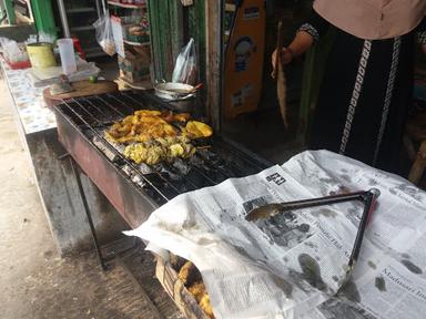 WARUNG BAKAR AYAM / BEBEK PA MAMAN ( TEH HERTI )