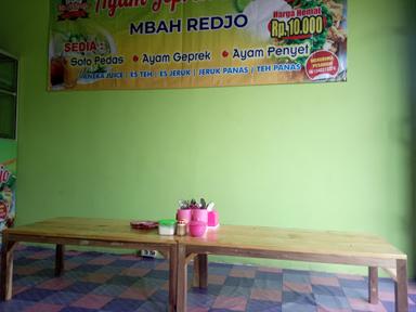 AYAM GEPREK MBAH REDJO