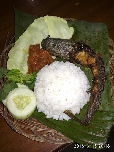 KEDAI MAKAN JAZJUZ