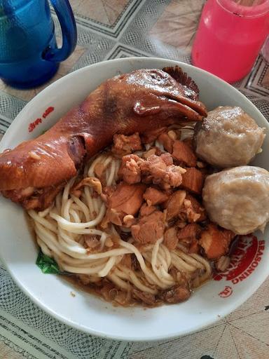 MIE AYAM CEKER TENGARAN