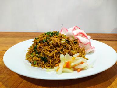 NASI GORENG RAMEN