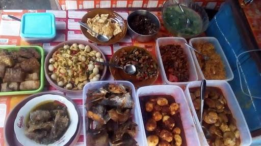 NASI UDUK BU YANI HARYANI