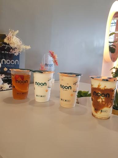 NOON TEA BAR - TENGGILIS