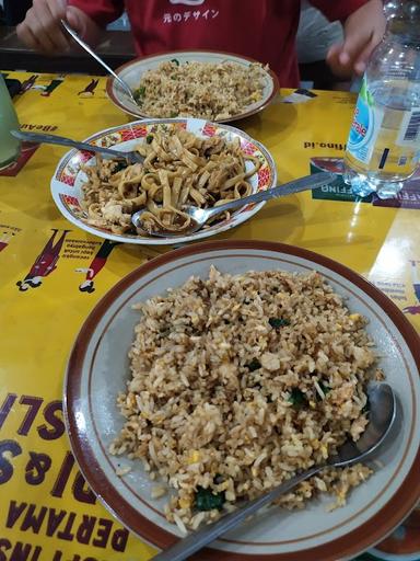 BAKMIE DAN NASI GORENG PAK'E (ANGLO/ARANG)