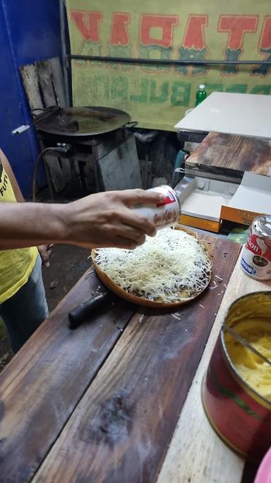 MARTABAK & TERANG BULAN