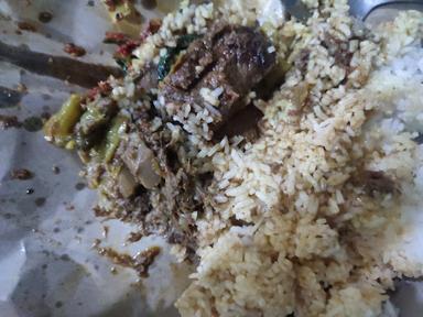 MASAKAN PADANG AMPERA GOYANG LIDAH