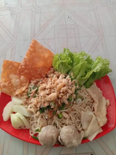 MIE PANGSIT JAKARTA PAK JIMAN