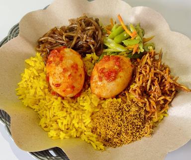 NASI KUNING AMBON POKA