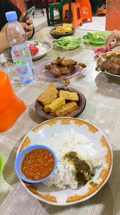 PALUPI BEBEK GORENG - KENDANGSARI