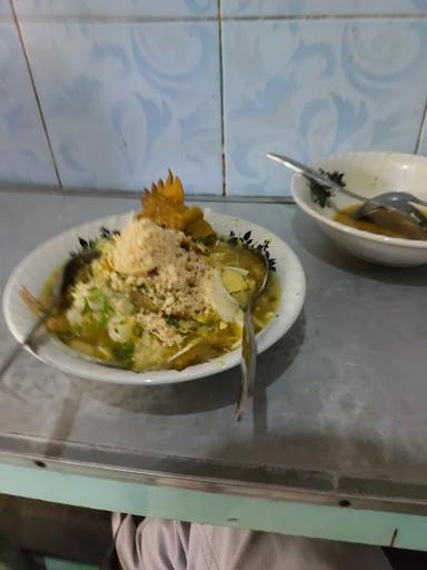 SOTO AYAM LAMONGAN CAK LAZIM