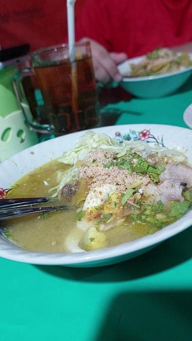 SOTO AYAM LAMONGAN CAK MOL