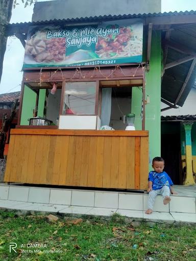 BAKSO & MIE AYAM SANJAYA