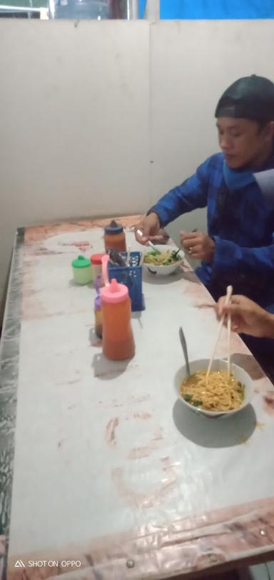 MIE AYAM BAKSO SIDOMUKTI