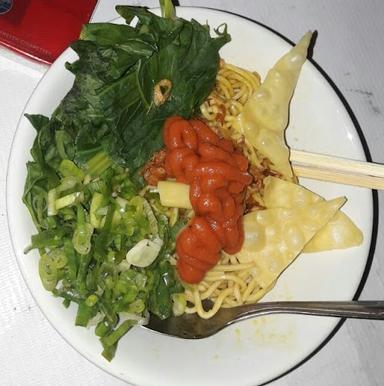 MIE AYAM MEWAH BANG JOE