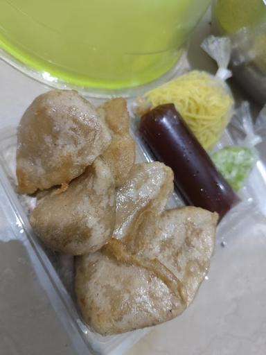 PEMPEK KITO