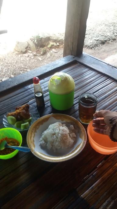 SAUNG JATI SOP IGA DAN SOTO AYAM