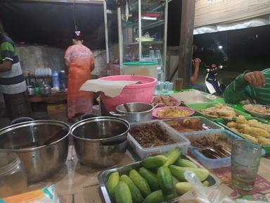 WARUNG UDUK MALAM