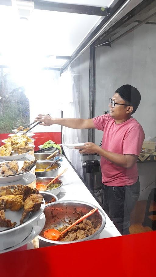 RUMAH MAKAN PADANG SUCI JAYA