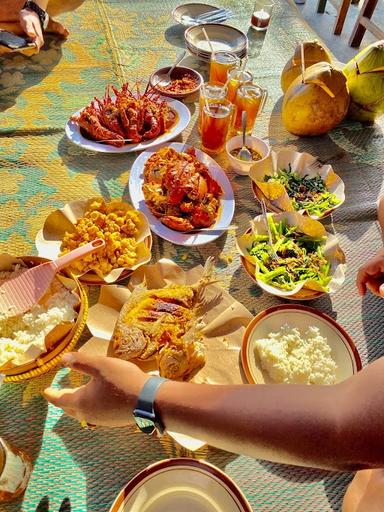 WARUNG MAKAN SEAFOOD MBAK SUPARMI