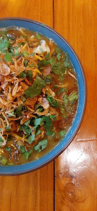 IDEM BAROKAH ( SPECIAL MIE JAWA ): WALAU SINGGAH BEGITU SINGKAT, RASA DAN SUASANA MELEKAT KUAT